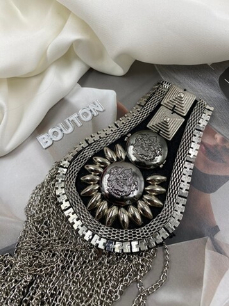 Эполет (наплечник декоративный) черный с цепочками 90 мм