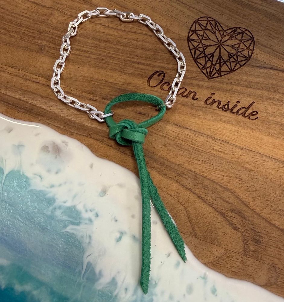 Кожаный браслет №1