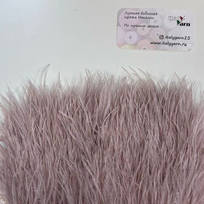 Перья на ленте. Длина пера 8-10см. Стоимость за сантиметр. Продажа кратна 10см Бледно-розовые