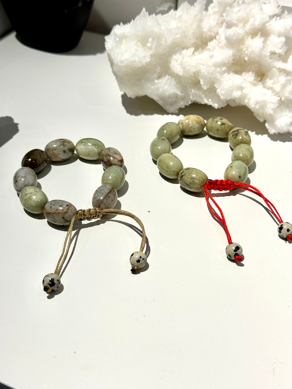 Браслет из нефрита SOURCE