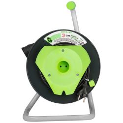 Удлинитель силовой ЭРА GREEN LINE GAZ-2x0.75-20m Greenline на катушке пластик 1 розетка без заземления 20м ПВС 2x0.75мм2 | Силовые удлинители