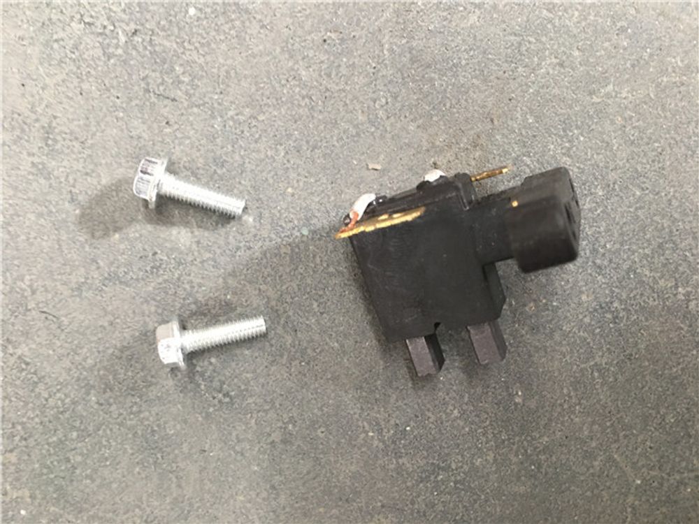 Щеткодержатель с щетками TSS DGW 5.0/200E-R /Bruch