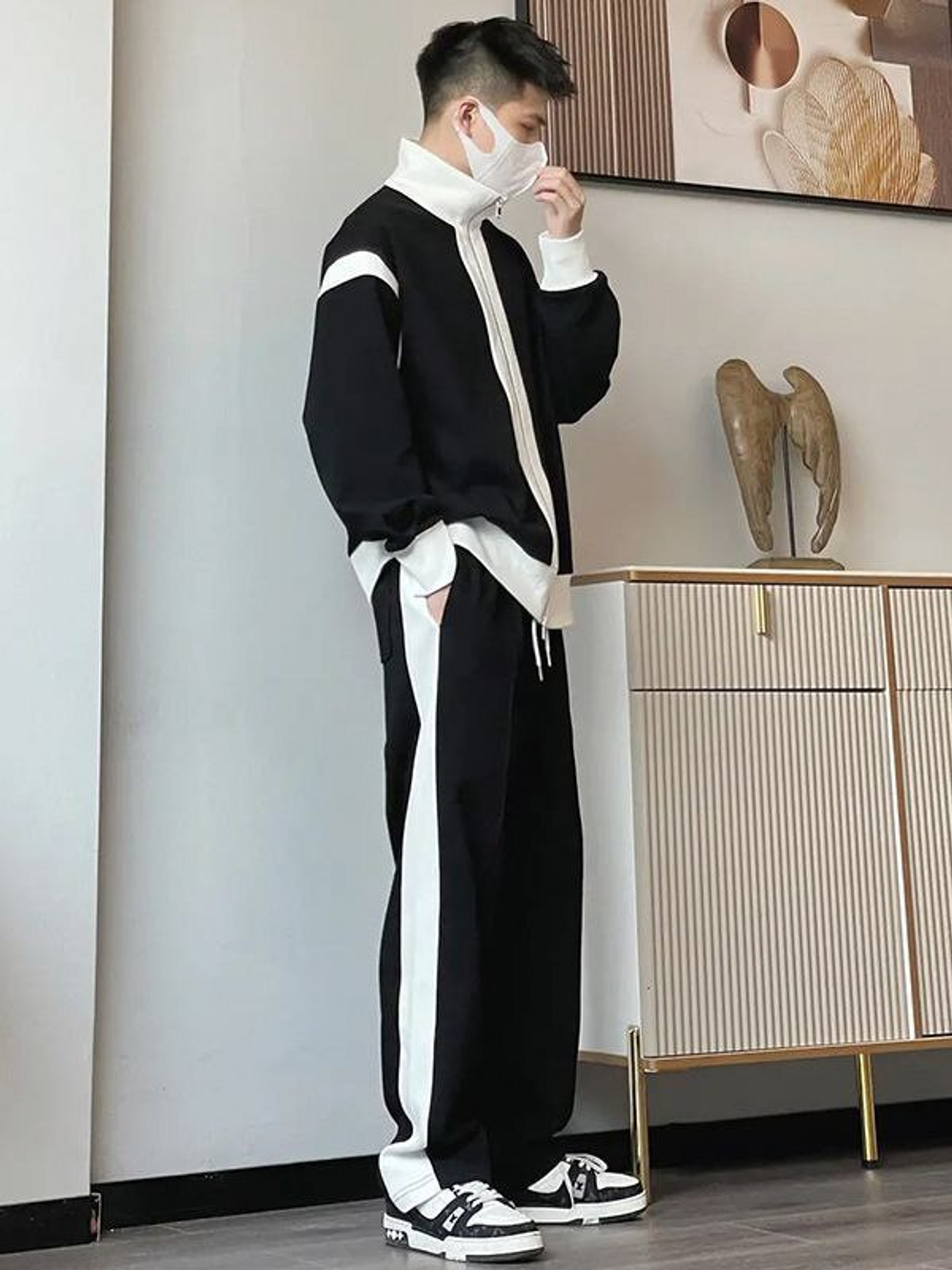 Мужской костюм-двойка "Черно-Белый"