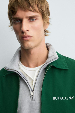 ZARA КУРТКА С ВЫШИВКОЙ И МОЛНИЕЙ, ЗЕЛЕНЫЙ