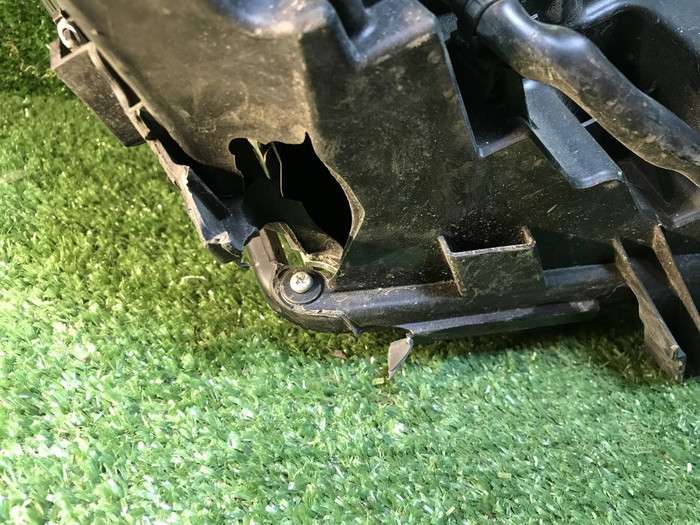 Битая Фара левая Subaru Outback 6 (2019-2022) LED