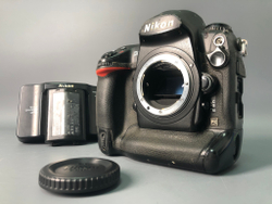 Nikon D3 539.000 кадров пробега, не закрывается шторка, пыль на матрице.