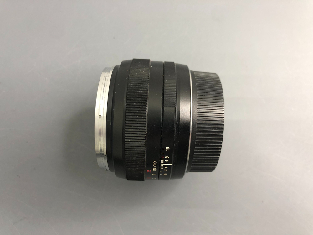 Carl Zeiss Planar T* 50mm 1.4 ZE