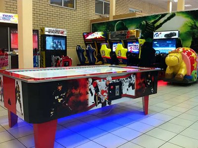 Аэрохоккей с подсветкой (220*120*75 см.)