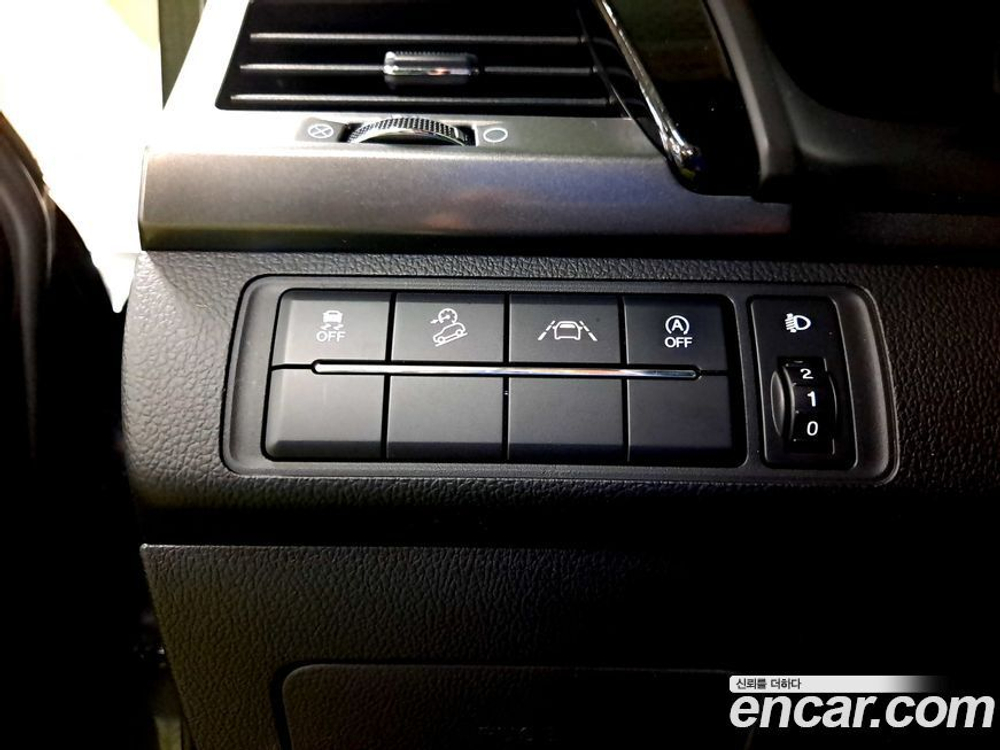 KG Mobility (Ssangyong) The New Rexton Sports KHAN Дизель 2.2 4WD (01.2022)