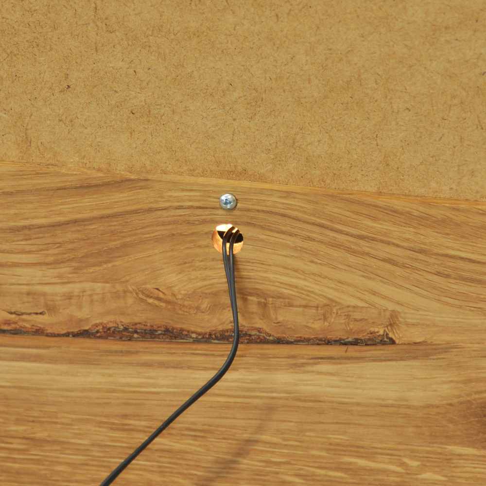 Шкаф витрина, 80х42х200, Паво, стеклянная, для посуды в гостиную, из массива дуба с подсветкой, MAKOSA