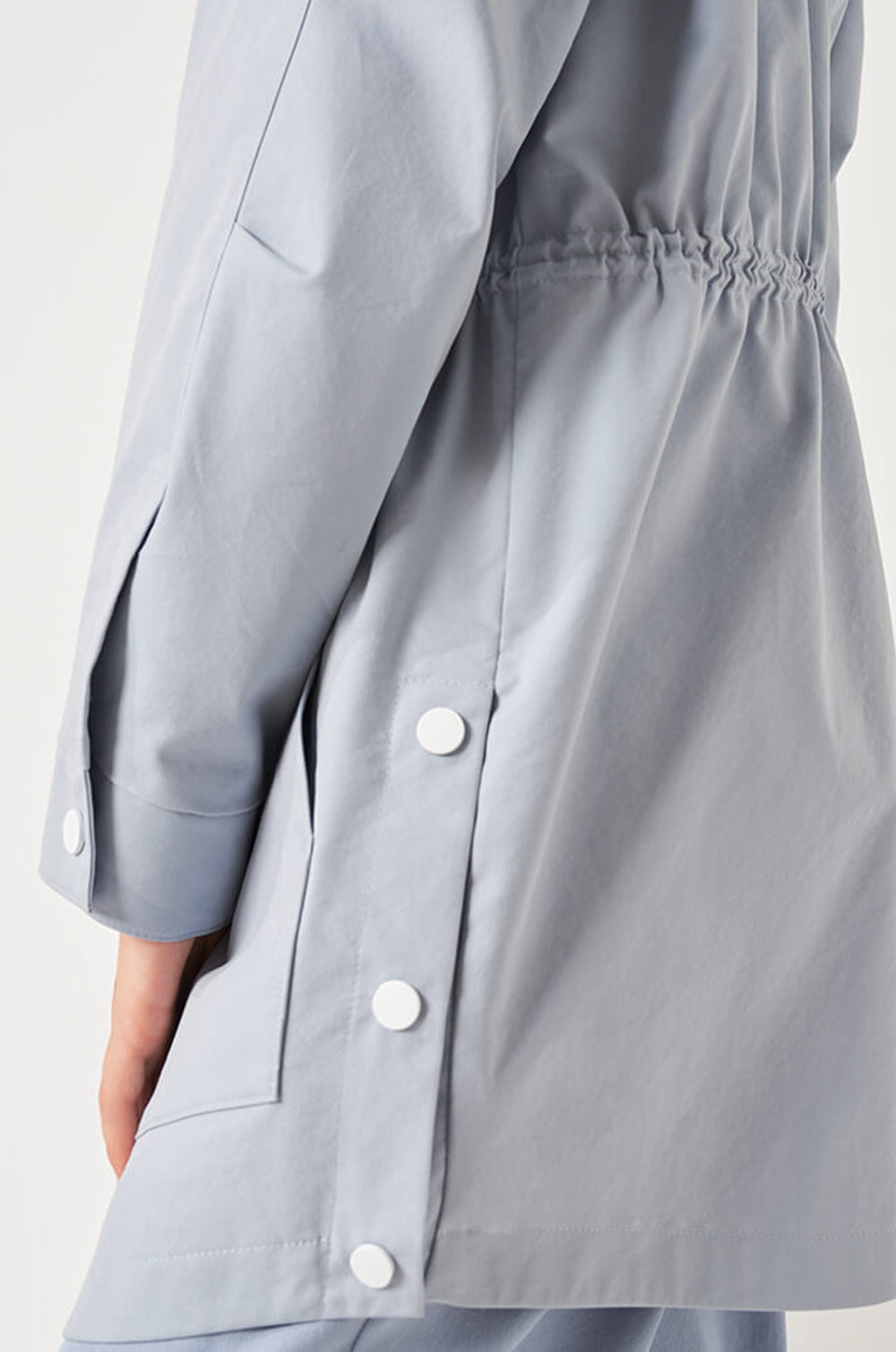 0094 Плащ женский (дымчато-голубой)