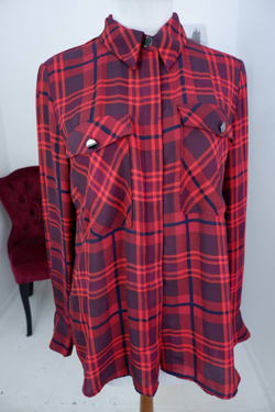 Рубашка Lime в актуальную клетку, маркировка L, на 48 размер