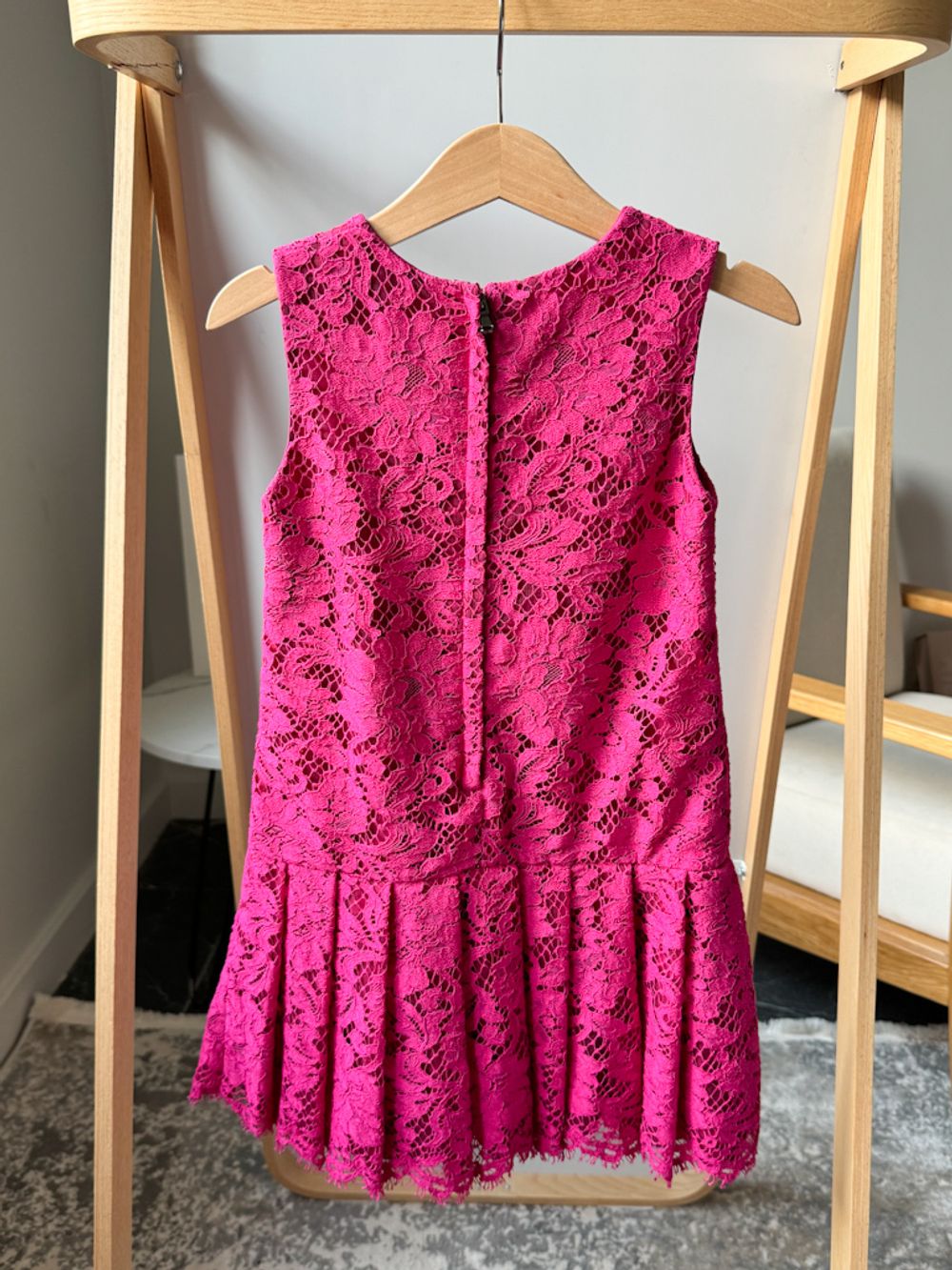 Кружевное платье Dolce & Gabbana, 98