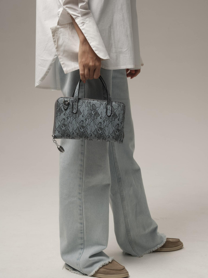 Сумка кожаная на плечо кросс-боди голубой ажур