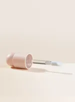 Тональный крем RARE BEAUTY Liquid Touch Weightless Foundation - 110N