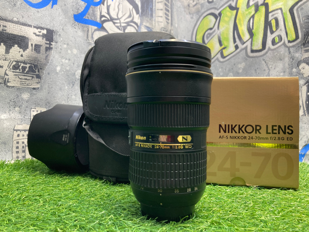 Nikon 24-70mm 2.8G ED AF-S Nikkor