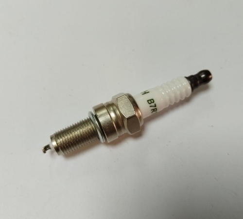 Свеча зажигания B7RTIP