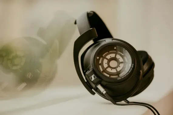 Sennheiser HD 820