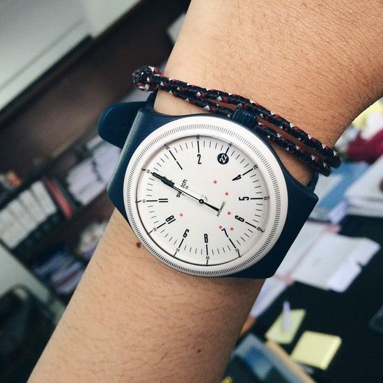 Наручные часы Swatch SUTN400 SISTEM 51