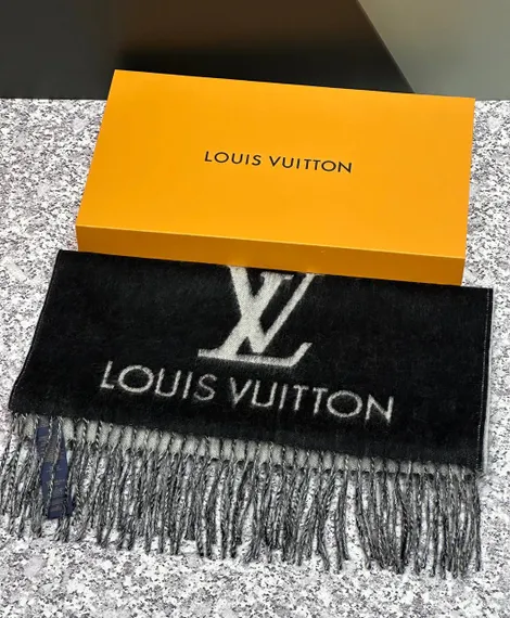 Шарф Louis Vuitton Reykjavik черный