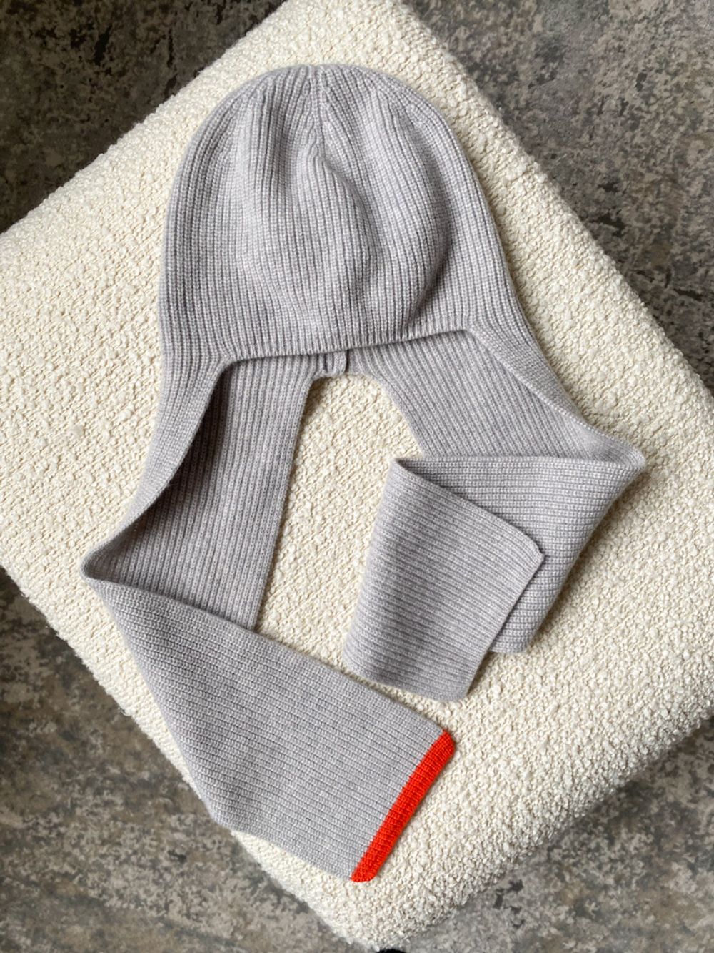 Новая кашемировая шапка Migle Cashmere, 128