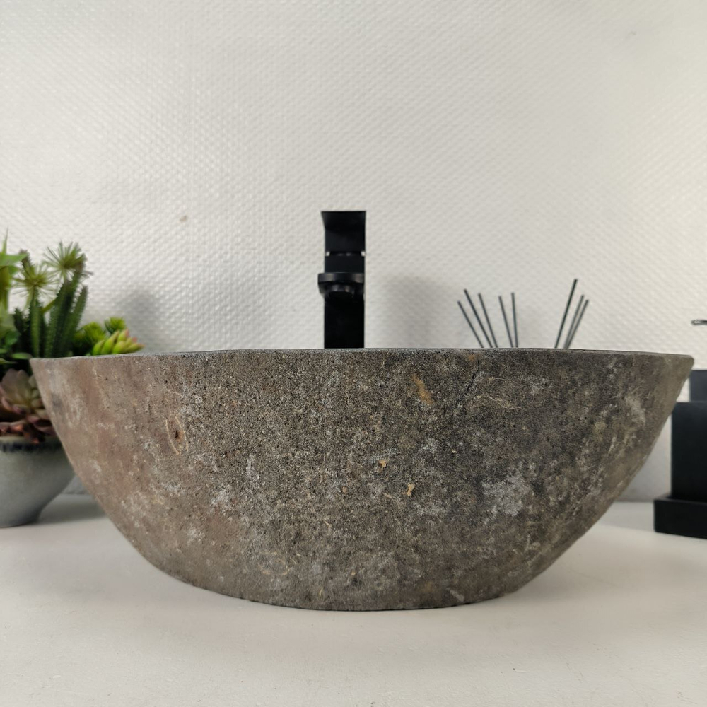 Раковина из речного камня RS-65037 51*36*16 0857