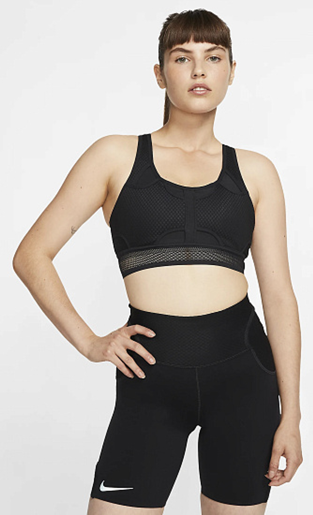CJ0149-010 ТОП ПОДДЕРЖИВАЮЩИЙ спортивн.(тренинг) NIKE SWOOSH ULTRABREATHE BRA