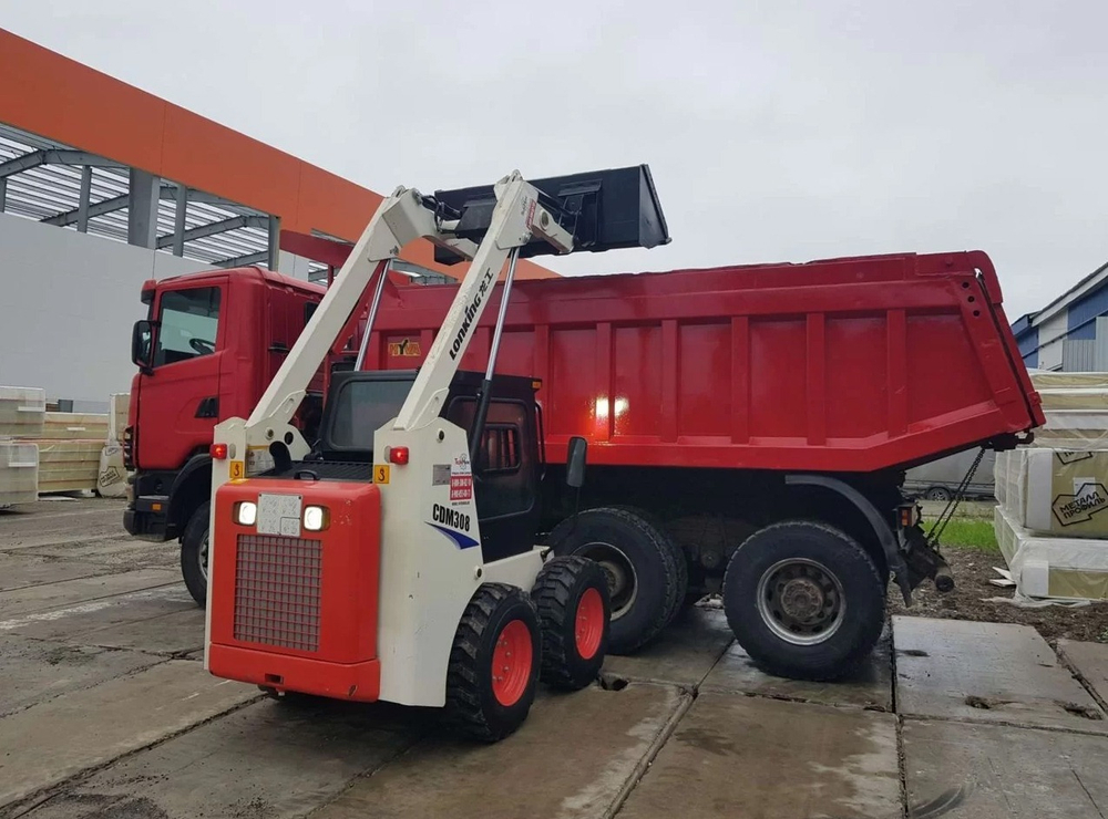 Мини-погрузчик LONKING CDM 307