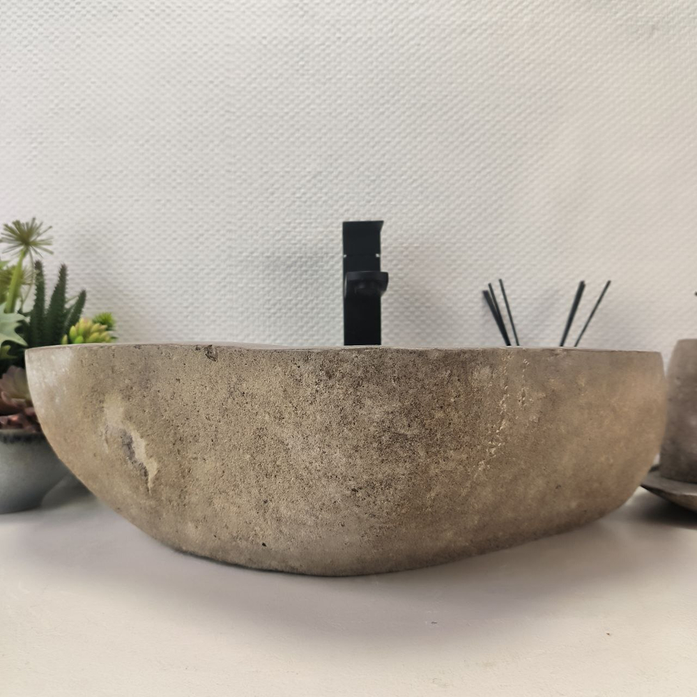 Раковина из речного камня RS-63650 (54*39*15) 0122
