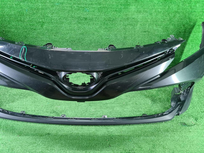 Бампер передний Toyota Camry 8 XV70 (2017-2021)