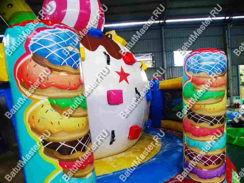 Надувной скалодром "Мороженое" 5*5*3,5 м