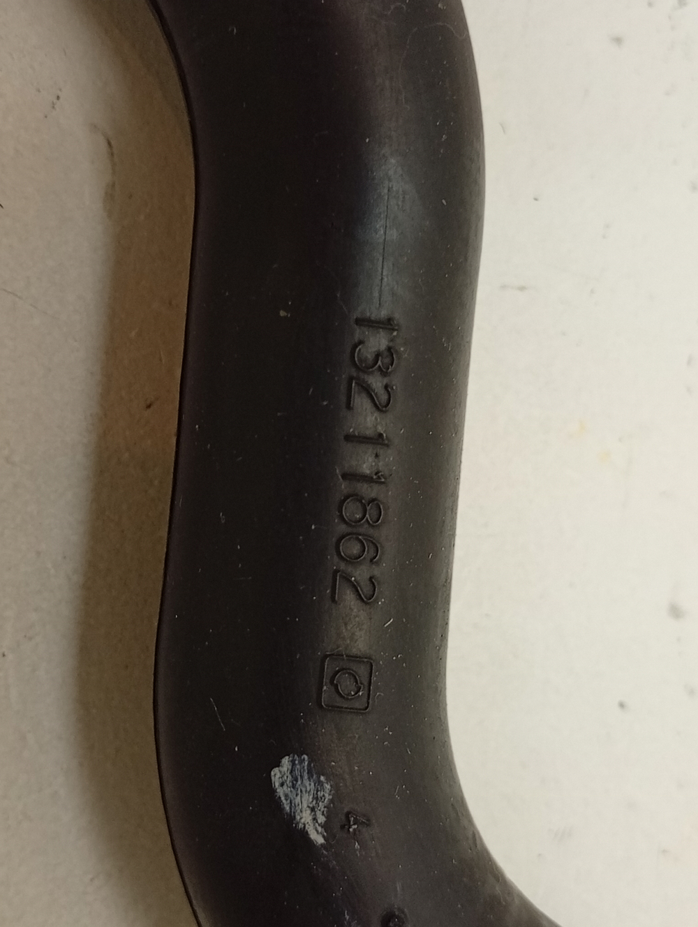 FE925N кт21 Патрубок от КЭНа в дозатор для стиральных машин Electrolux Zanussi AEG 1321186205 б/у