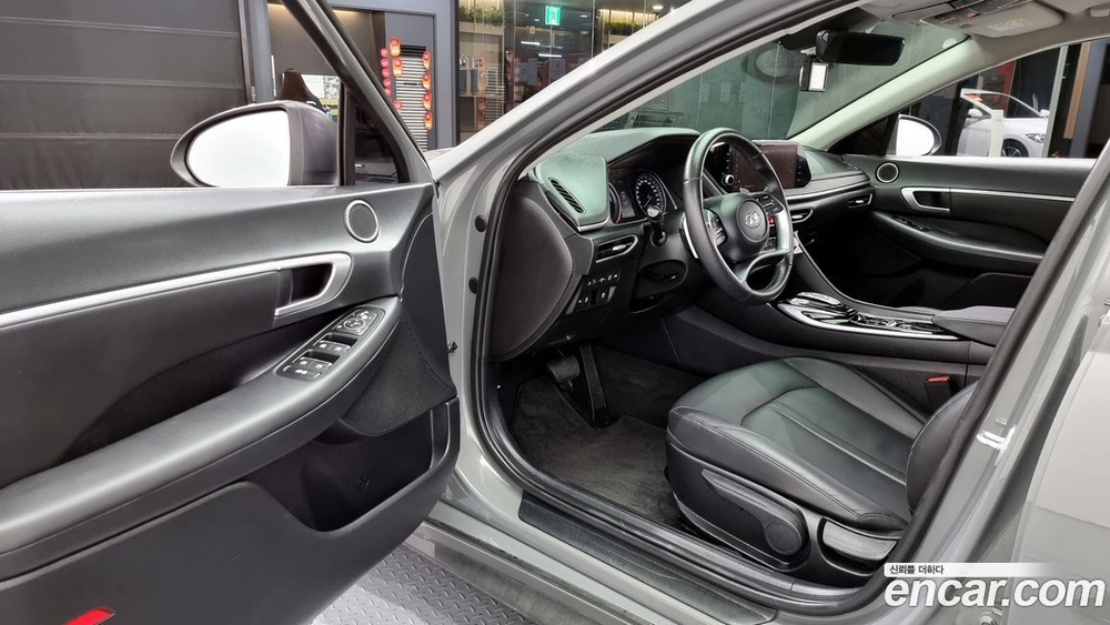 Hyundai Sonata Hybrid (DN8) Modern (04.2022)