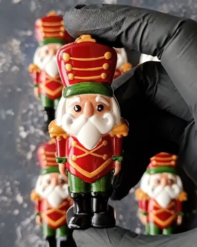 Поликарбонатная форма для шоколада №920