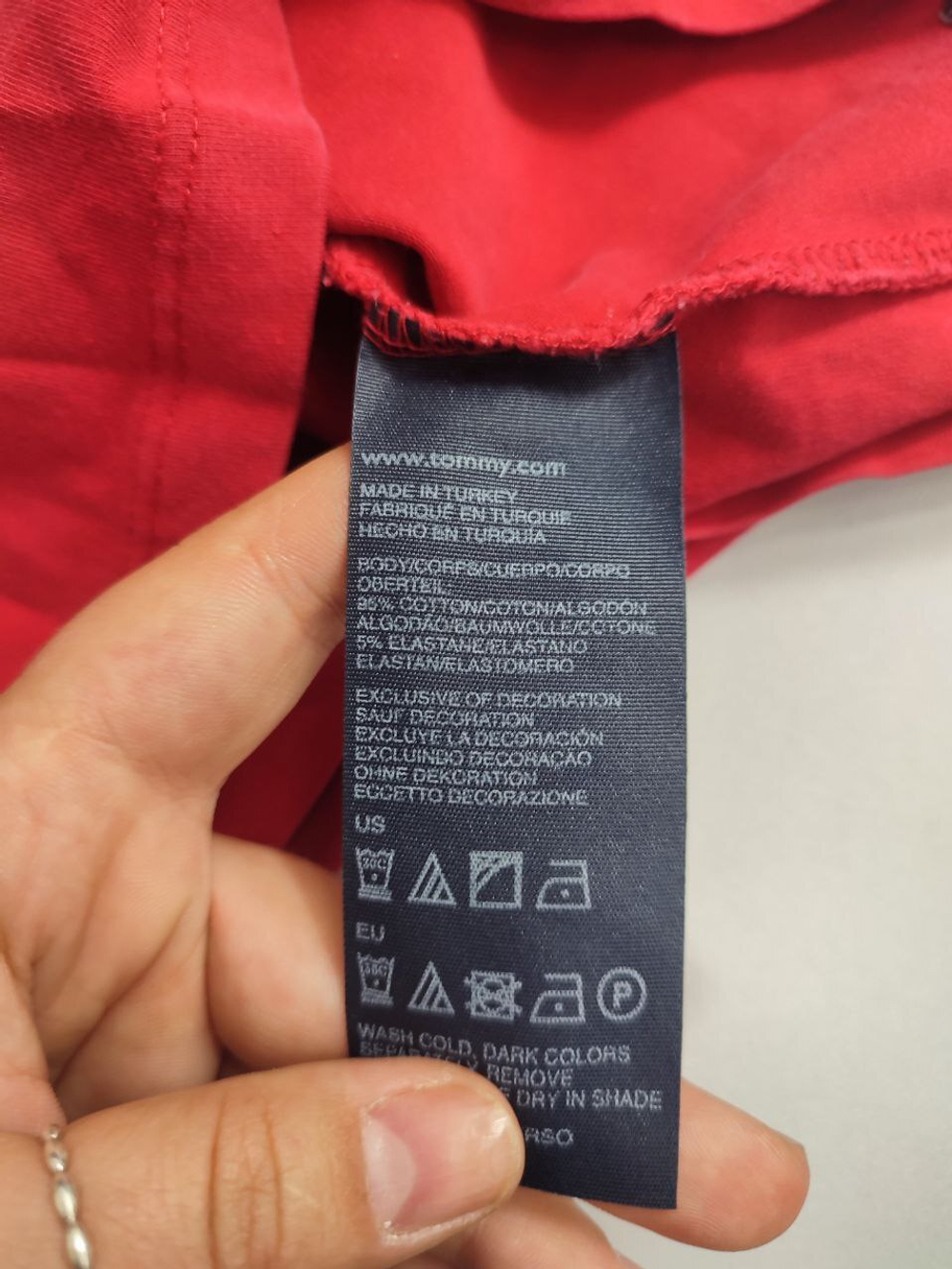 Футболка Tommy Hilfiger однотонная 46 размер