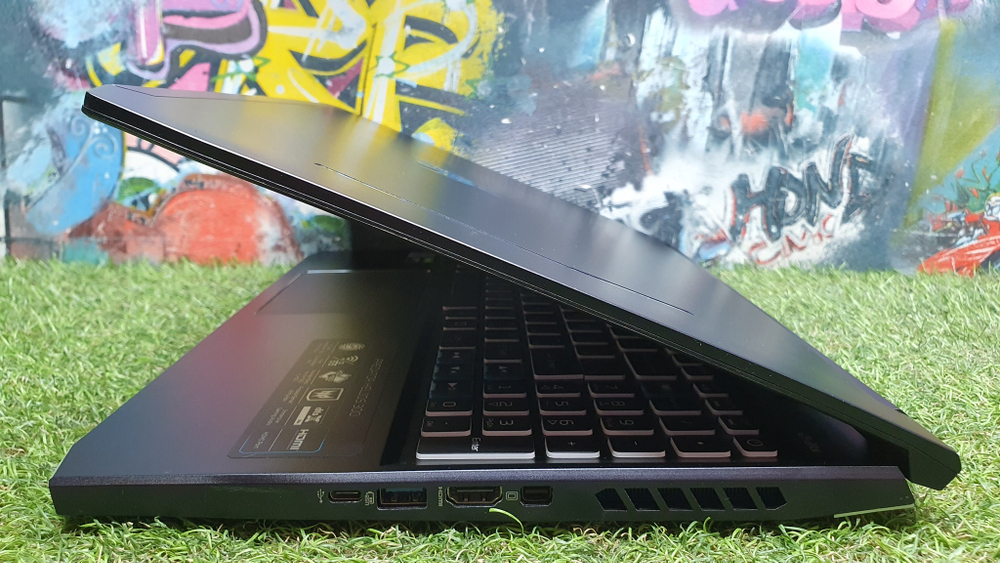 Игровой Acer i7-10/16Gb/GTX 1660 Ti 6Gb/144Hz/Predator Helios 300 PH315-53-71LJ NH.Q7XER.003/Windows 10