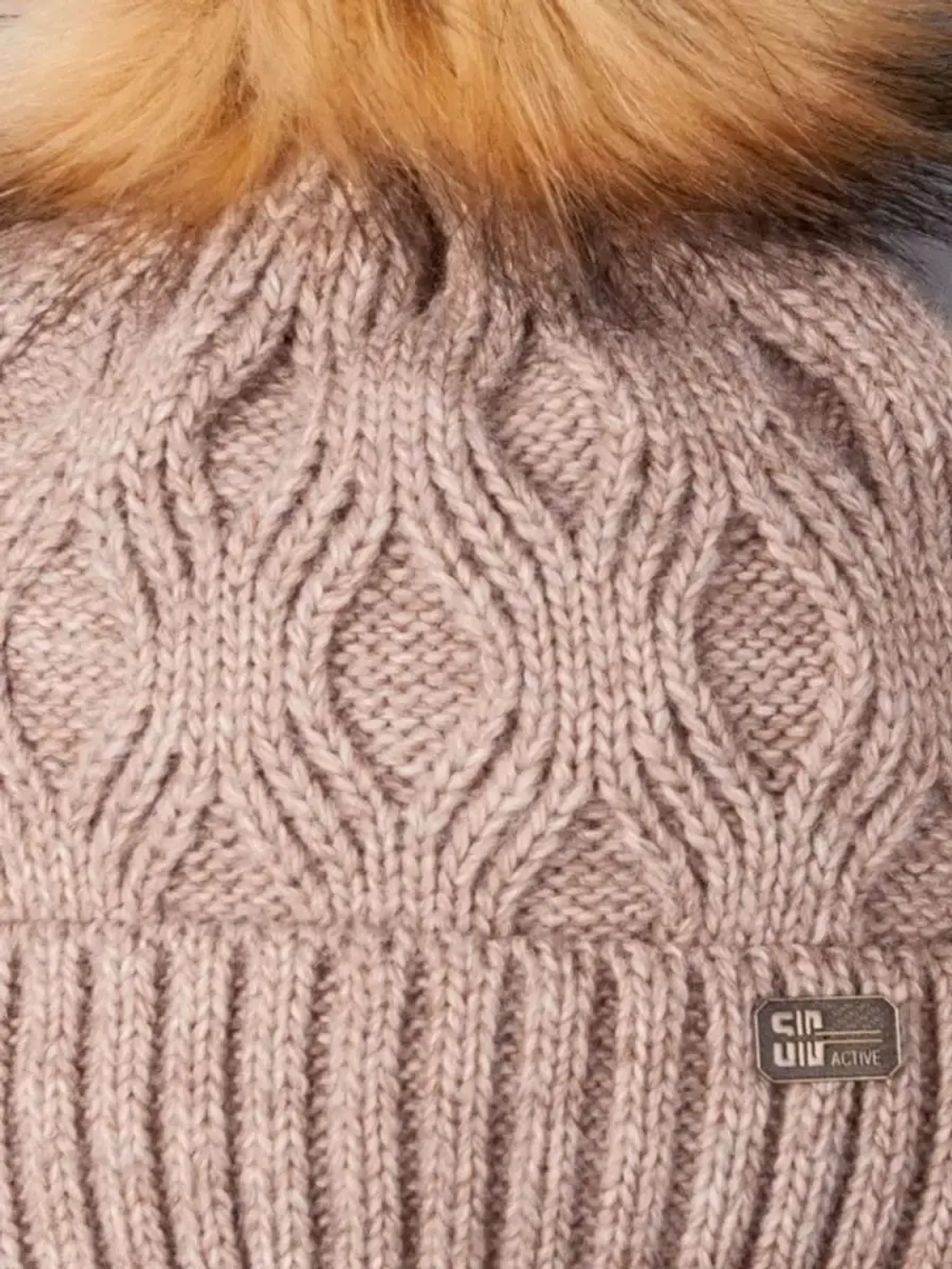 Шапка вязаная зимняя