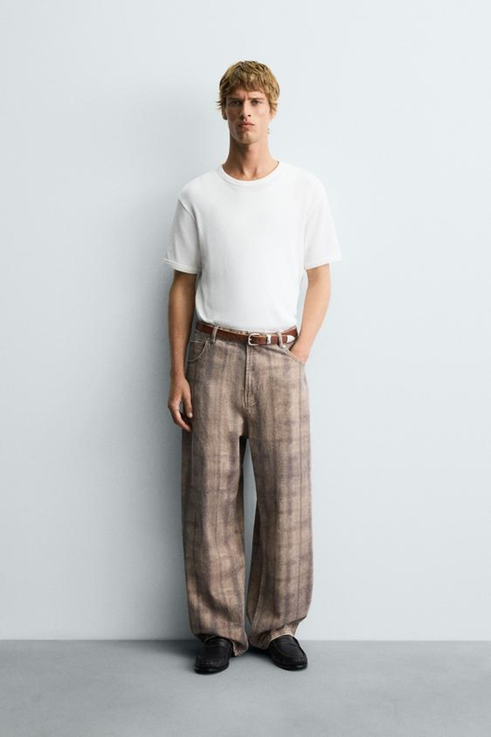 ZARA ДЖИНСЫ BAGGY FIT, С ПРИНТОМ