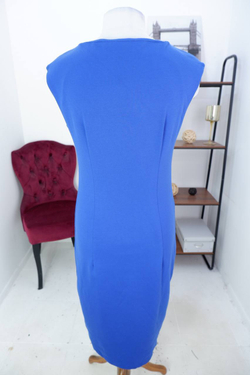 Платье Magda василькового цвета, визуально 48 размер, новое