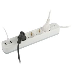 Сетевой фильтр ЭРА USF-4es-1,5m-3xUSBA-W с базовой защитой с заземлением с выключателем 4 розетки+3xUSBA 3,1A 1,5м 10А