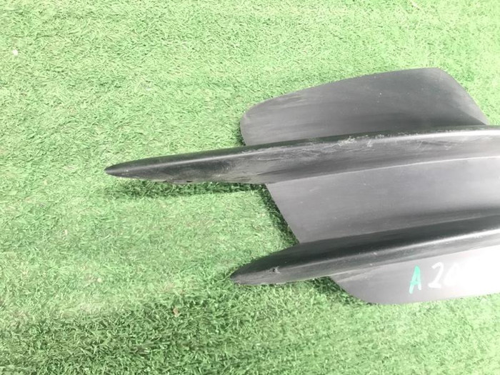 Накладка перед. бампера Mercedes C w205 18-23 AMG