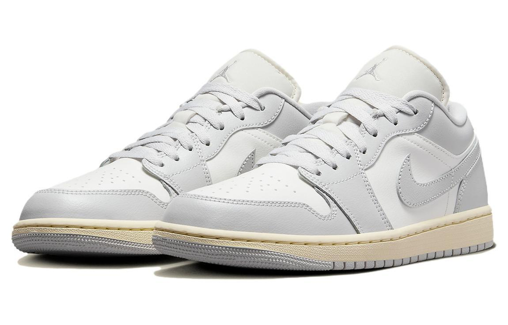 Кроссовки Jordan Air Jordan 1 (Женская размерная сетка)
