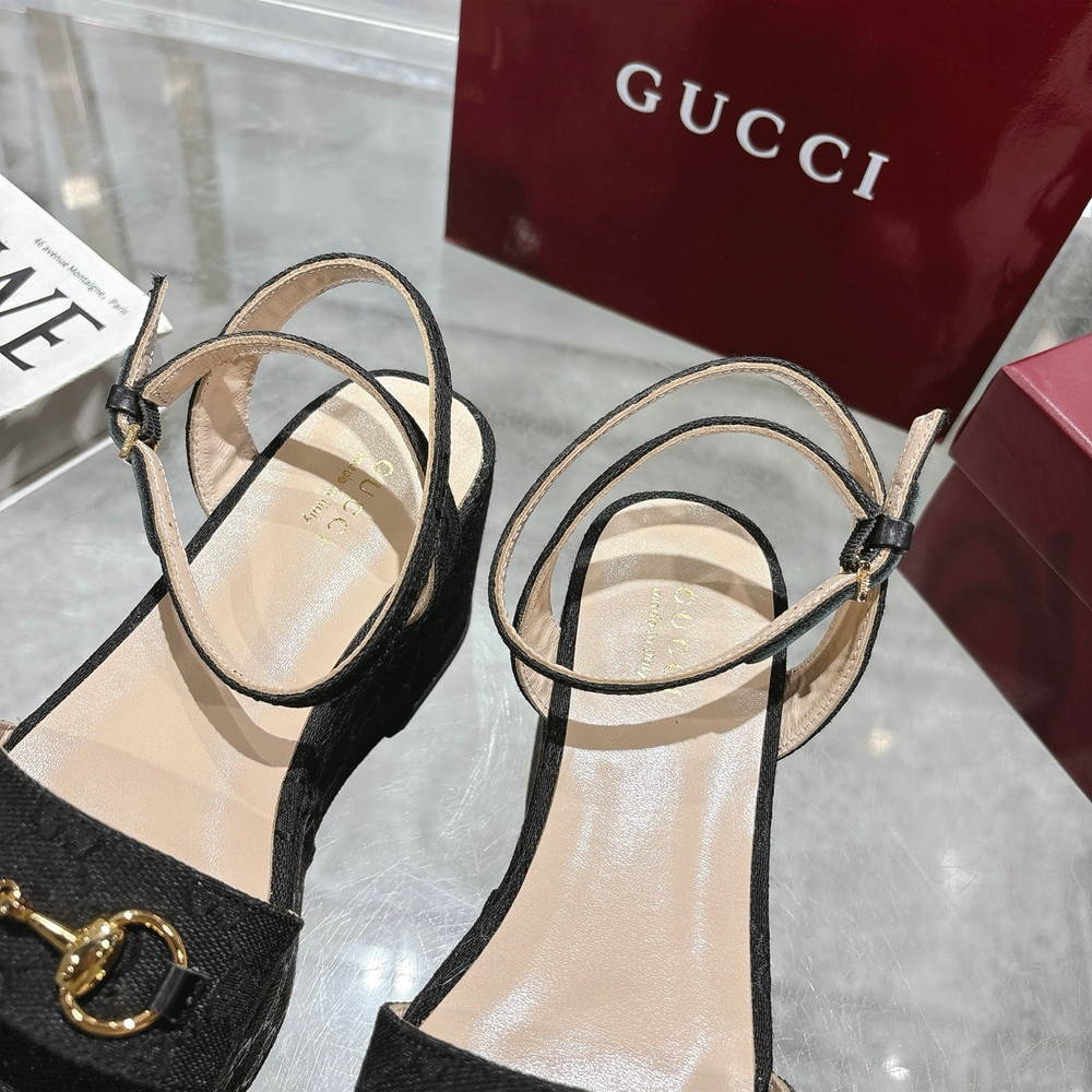Gucci Horsebit Flatform Sandal