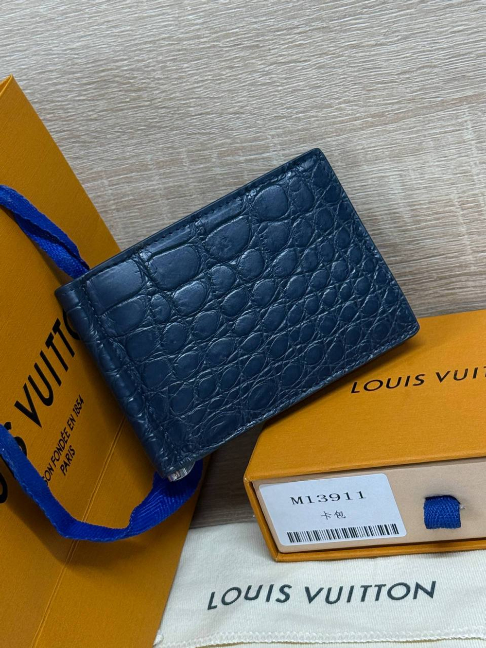 Зажим для денег Louis Vuitton из кожи крокодила