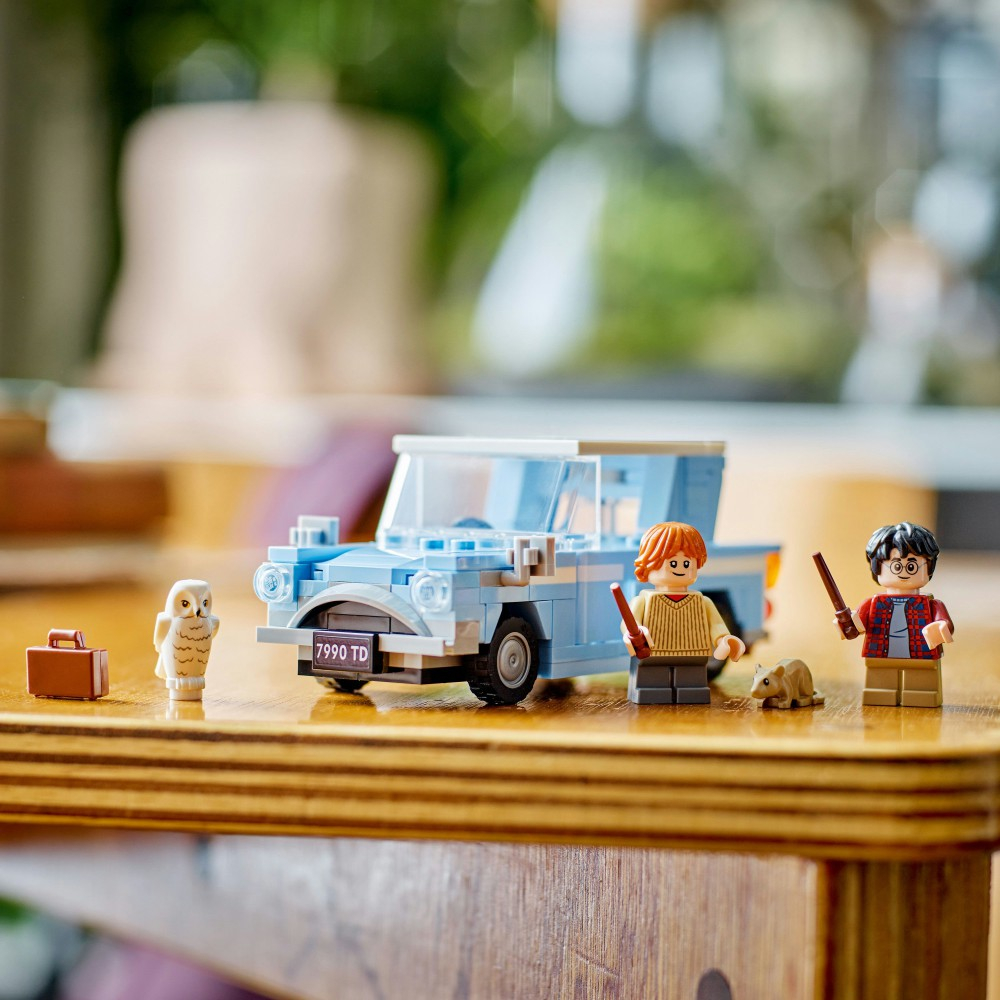 LEGO Harry Potter - Летающая Форд Англия 76424