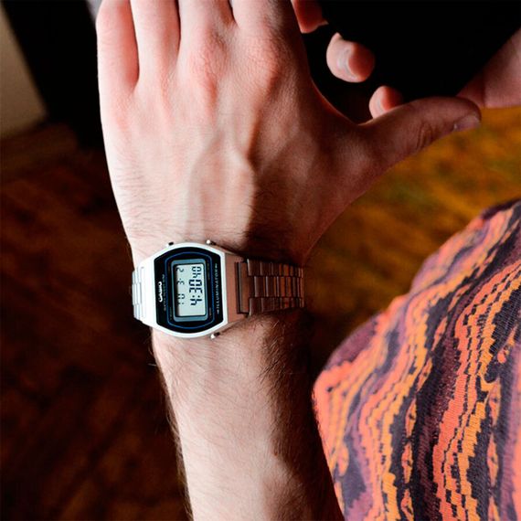 Наручные часы Casio B640WD-1A