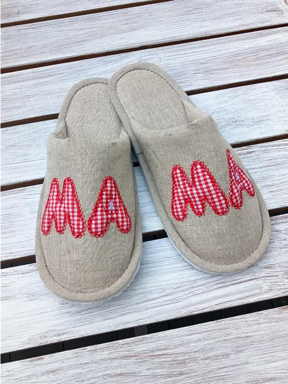Льняные тапочки с аппликацией "Мама"