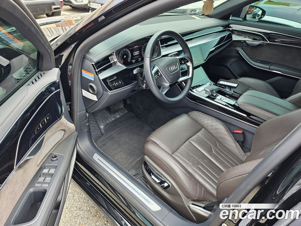 Audi A8 (D5) 55 TFSI Quattro LWB (06.2021)