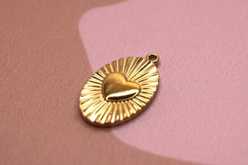 Подвеска медальон сердце 20х12 мм позолота