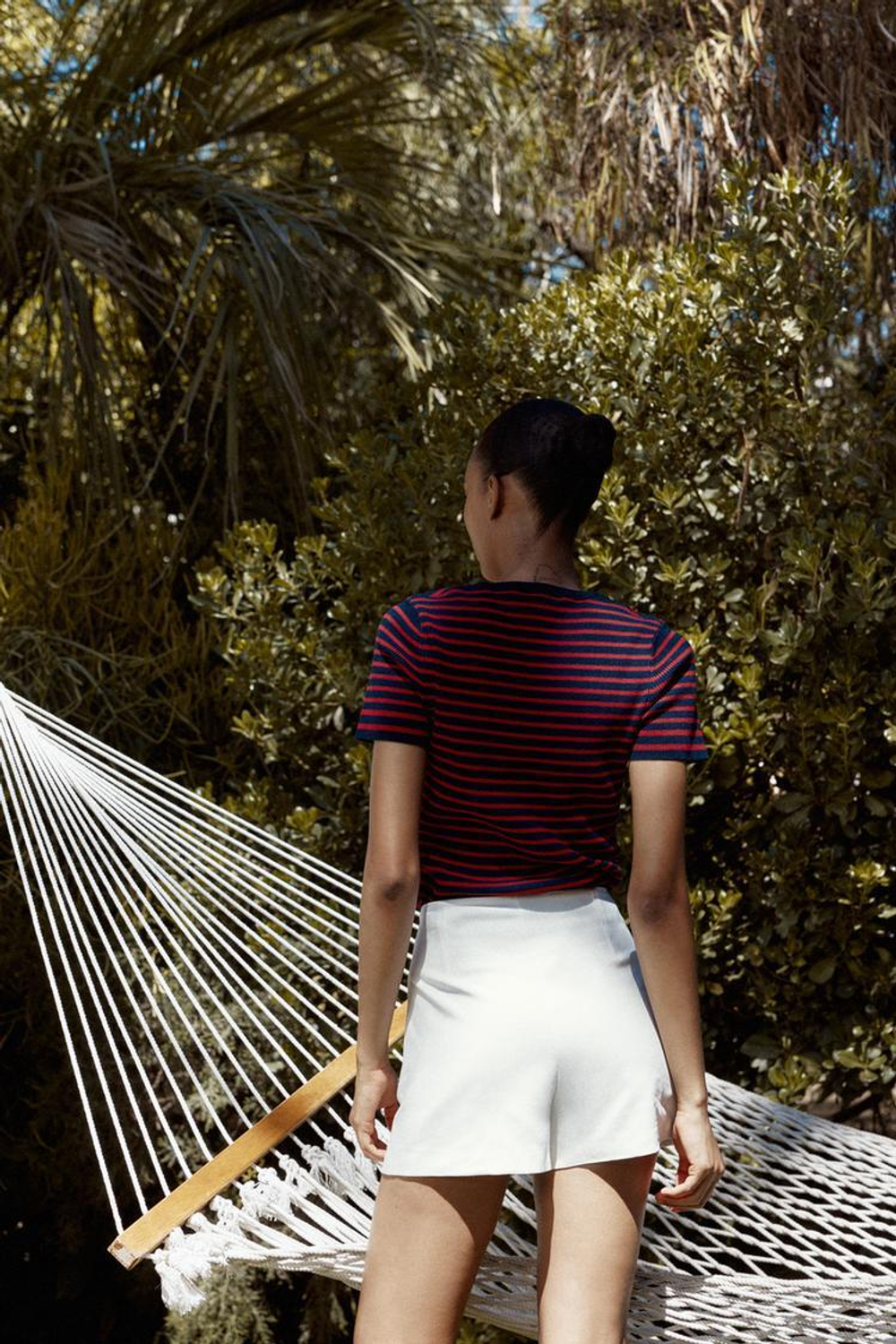 ZARА ШОРТЫ С ВЫСОКОЙ ПОСАДКОЙ, БЕЛЫЙ